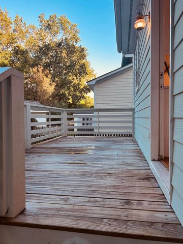 1421 N Point, Mount Pleasant, SC 29464