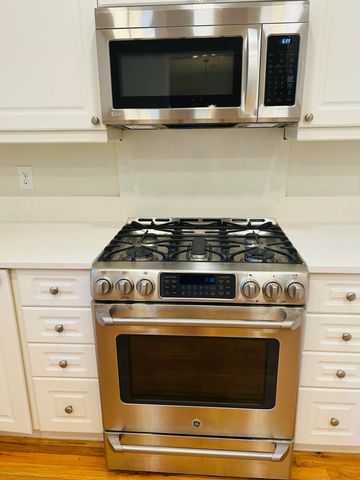 1421 N Point, Mount Pleasant, SC 29464