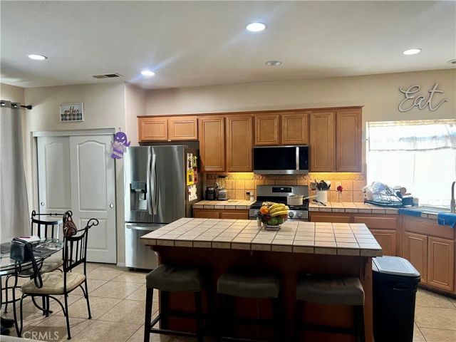 1024 Sykes, San Jacinto, CA 92582