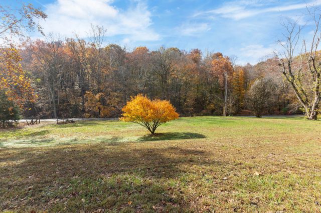 3437 Cooper Nicholson Rd, Pleasant View, TN 37146
