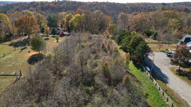 3437 Cooper Nicholson Rd, Pleasant View, TN 37146