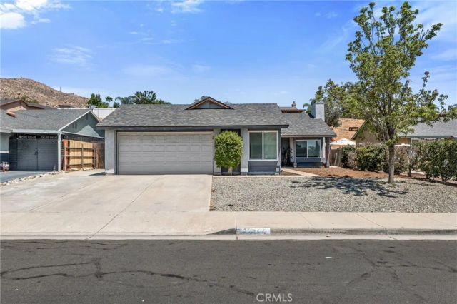 22754 Chambray, Moreno Valley, CA 92557