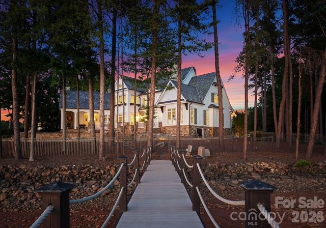 193 Attleboro Place, Mooresville, NC 28117