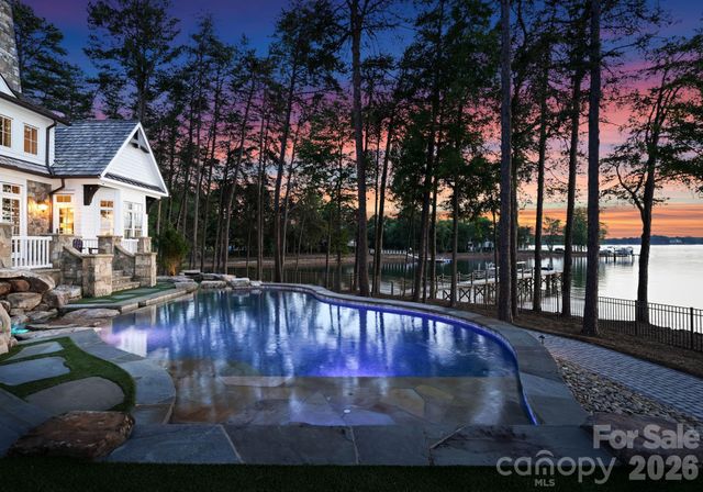 193 Attleboro Place, Mooresville, NC 28117