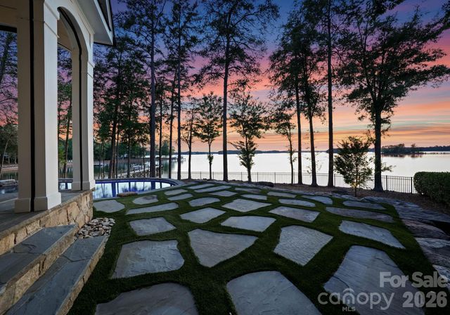 193 Attleboro Place, Mooresville, NC 28117
