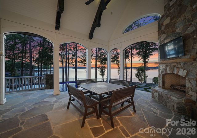 193 Attleboro Place, Mooresville, NC 28117