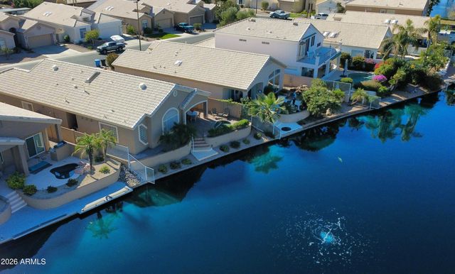 1334 W SEASHORE Drive, Gilbert, AZ 85233