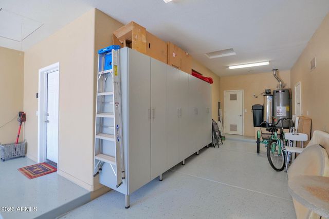 1334 W SEASHORE Drive, Gilbert, AZ 85233