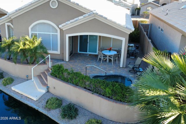 1334 W SEASHORE Drive, Gilbert, AZ 85233