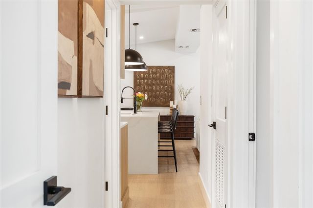 1080 E Country Club Circle, Plantation, FL 33317