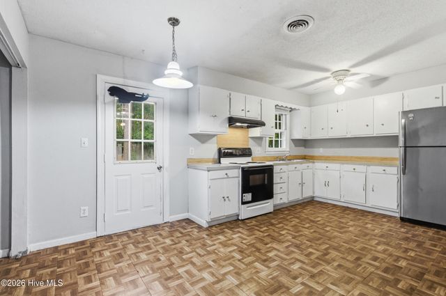 347 Jeanette Street, Winterville, NC 28590
