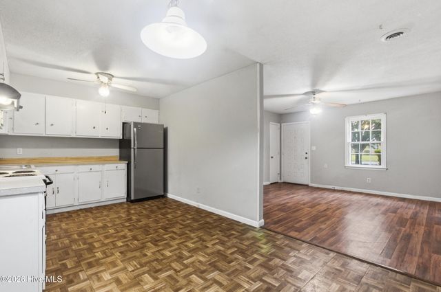 347 Jeanette Street, Winterville, NC 28590