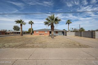 2340 W OSBORN Road, Phoenix, AZ 85015