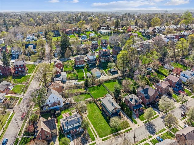 282 Ashland Ave, Mt Lebanon, PA 15228