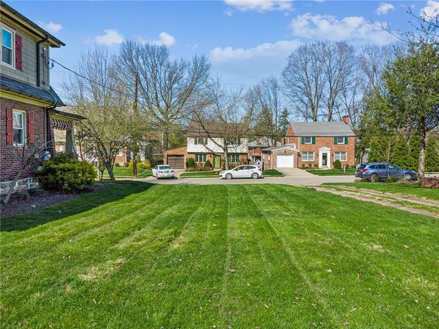 282 Ashland Ave, Mt Lebanon, PA 15228