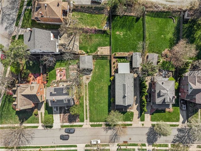 282 Ashland Ave, Mt Lebanon, PA 15228