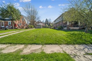 282 Ashland Ave, Mt Lebanon, PA 15228
