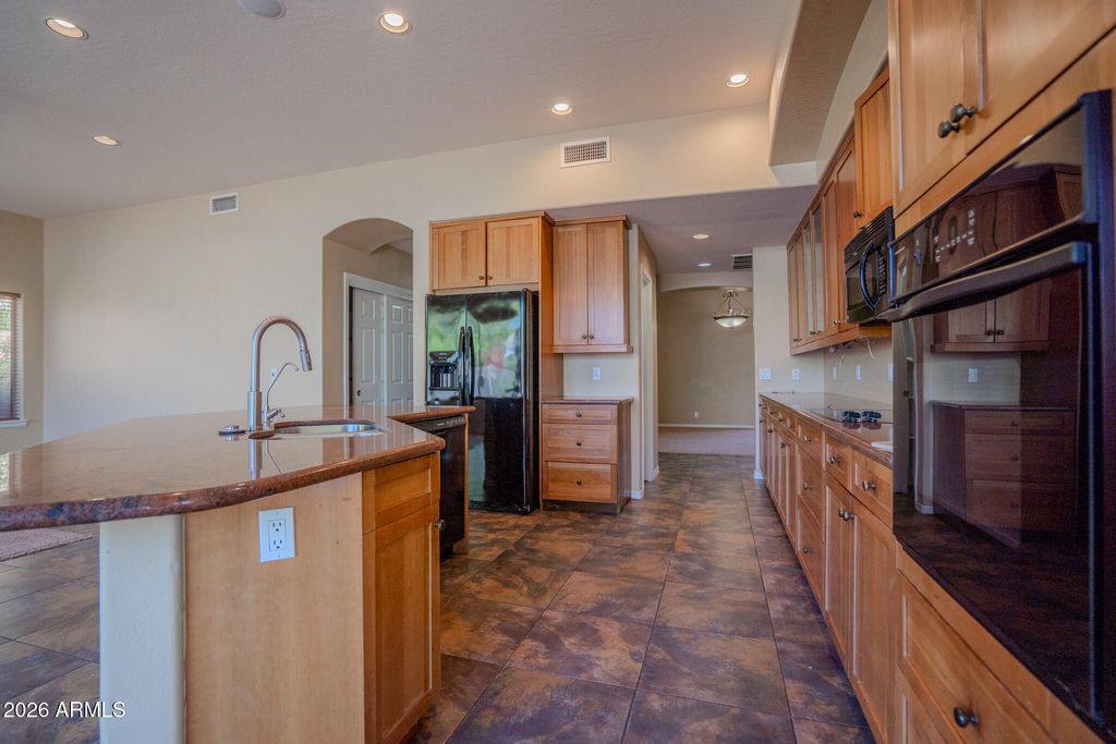 Image 15 of property listing at 14210 W GREENTREE Drive S, Litchfield Park, AZ 85340