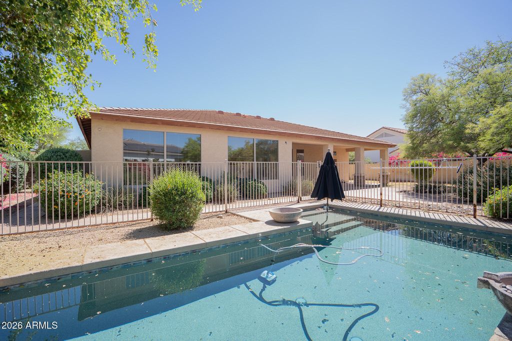 Image 41 of property listing at 14210 W GREENTREE Drive S, Litchfield Park, AZ 85340