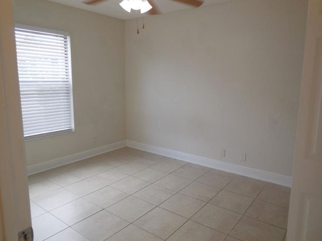 1500 Windorah Way D, West Palm Beach, FL 33411