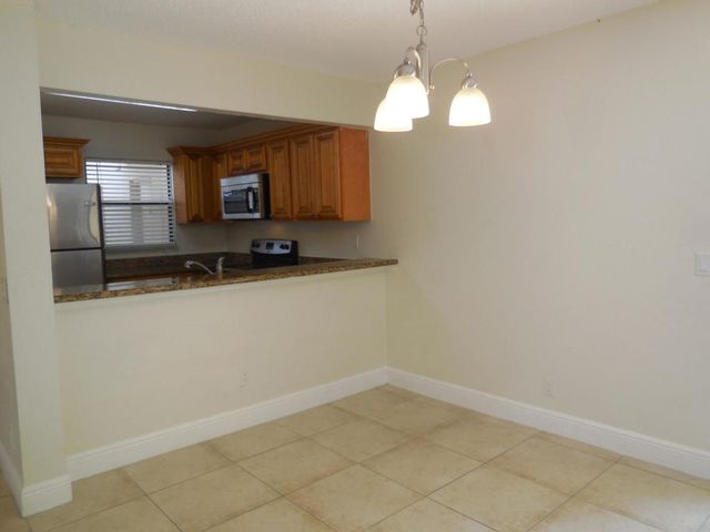 1500 Windorah Way D, West Palm Beach, FL 33411