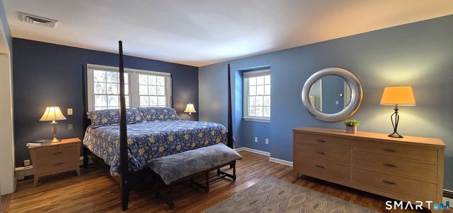 10 Heritage Lane, Stamford, CT 06903