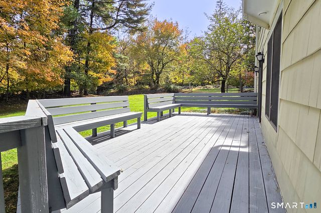 10 Heritage Lane, Stamford, CT 06903