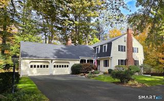 10 Heritage Lane, Stamford, CT 06903