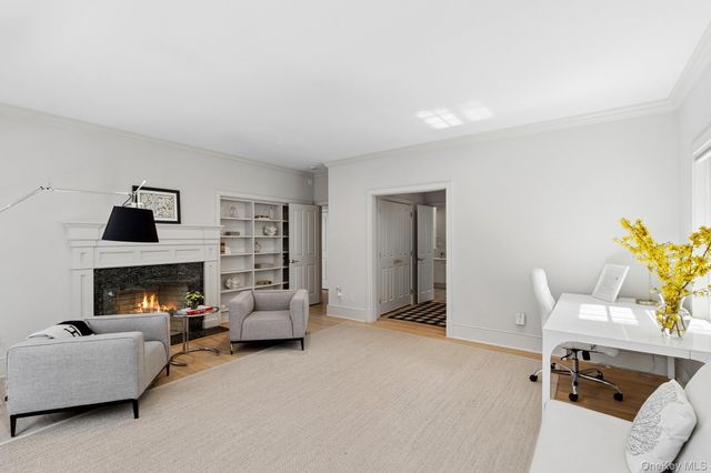 11 Owls Nest Lane, East Hampton, NY 11937
