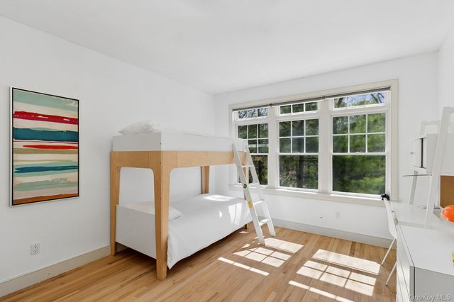11 Owls Nest Lane, East Hampton, NY 11937