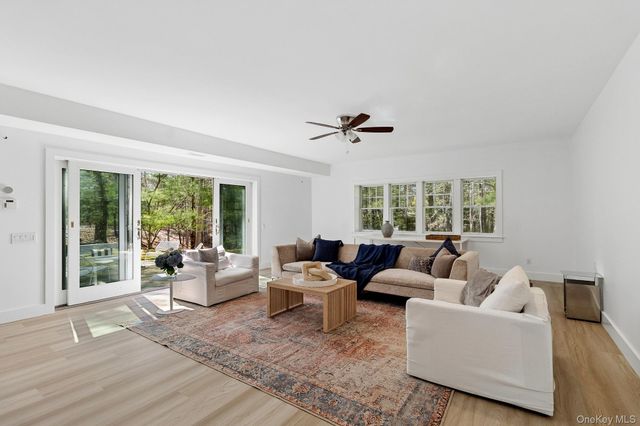 11 Owls Nest Lane, East Hampton, NY 11937