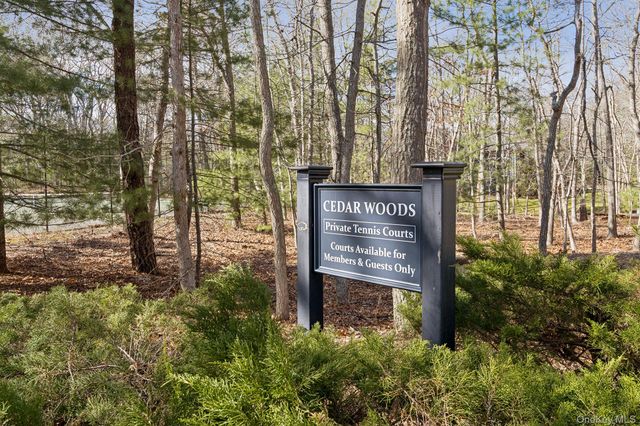 11 Owls Nest Lane, East Hampton, NY 11937