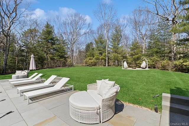 11 Owls Nest Lane, East Hampton, NY 11937
