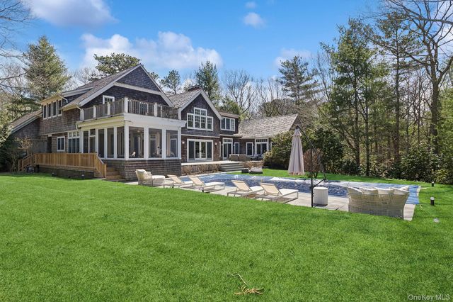11 Owls Nest Lane, East Hampton, NY 11937