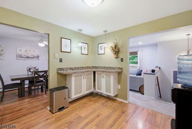 51 W Shore Dr, Vernon Twp., NJ 07462