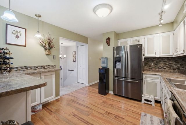 51 W Shore Dr, Vernon Twp., NJ 07462