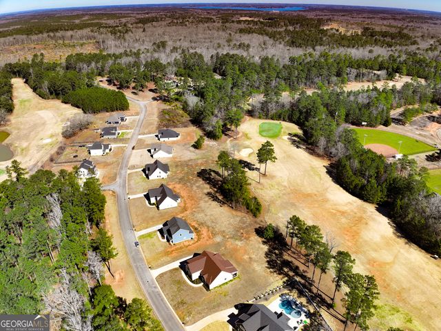 716 Riverside Estates, Lanett, AL 36863