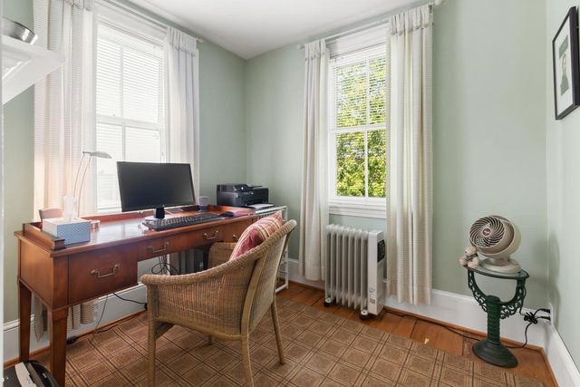 8 Leonard Cir, Medford, MA 02155