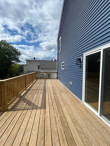 75 Beech 1, Fitchburg, MA 01420