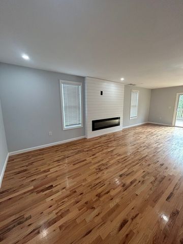 75 Beech 1, Fitchburg, MA 01420