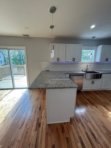 75 Beech 1, Fitchburg, MA 01420
