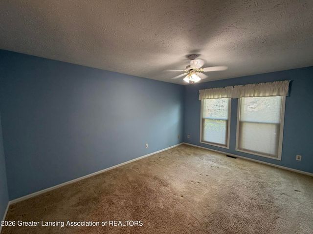 2415 N Aurelius Road 3, Holt, MI 48842