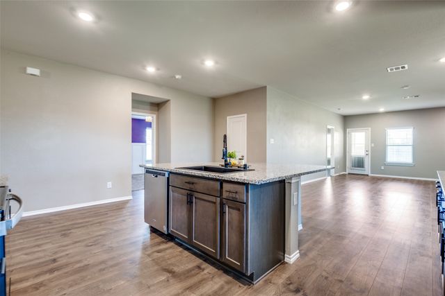 700 Meadow Creek Lane, Josephine, TX 75189