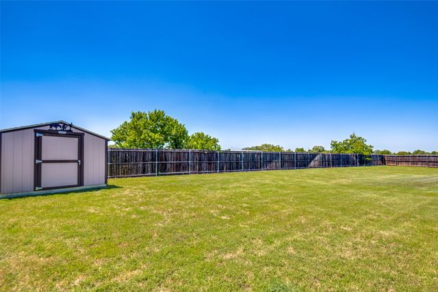 700 Meadow Creek Lane, Josephine, TX 75189