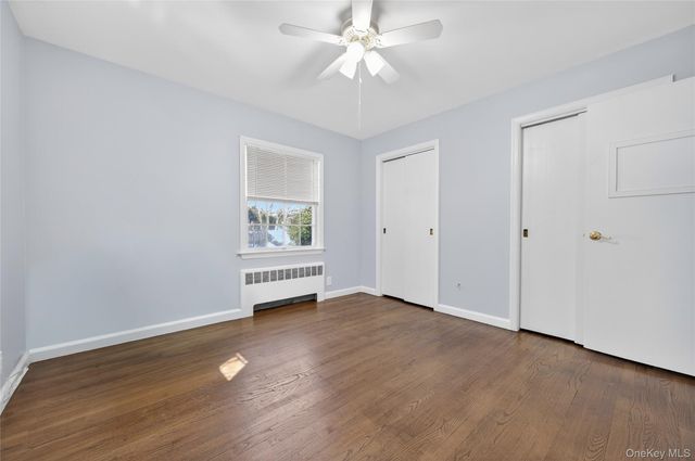 8 Crestwood Drive, Huntington Station, NY 11746