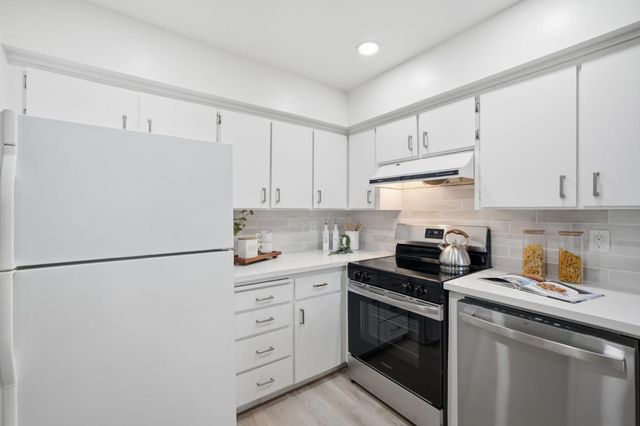1251 E Fremont Terrace, Sunnyvale, CA 94087