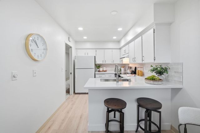 1251 E Fremont Terrace, Sunnyvale, CA 94087