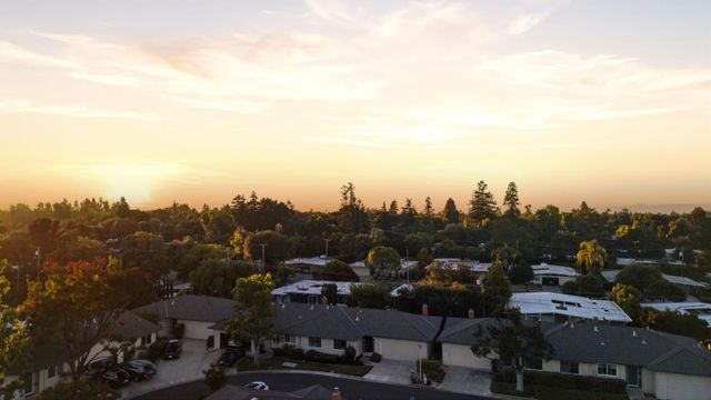 1251 E Fremont Terrace, Sunnyvale, CA 94087