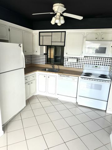 6792 Moonlit Drive, Delray Beach, FL 33446
