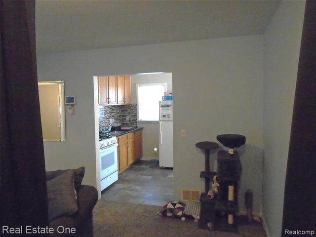 27064 Notre Dame Street, Inkster, MI 48141